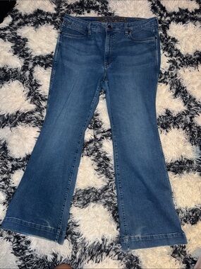 Women's Mid Blue Flare Jeans - Classic Wide Leg